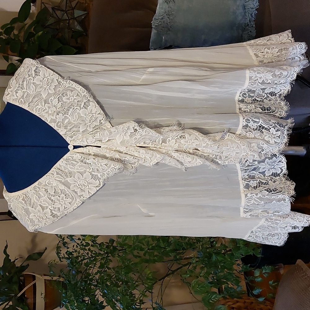 Lane Byant Poet Blouse